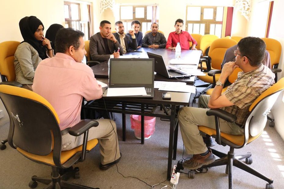 زيارة مجموعة من طلبة الجامعة اليمنية الاردنية لمقر المؤسسة
